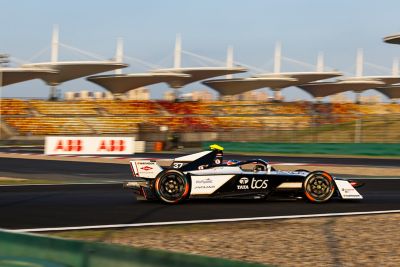37 CASSIDY Nick (nzl), Jaguar TCS Racing, Jaguar I-Type 6, action during the 2024 Shanghai ePrix, 8th meeting of the 2023-24 ABB FIA Formula E World Championship, on the Shanghai International Circuit from May 24 to 26, 2024 in Shanghai, China - Photo Julien Delfosse / DPPI
